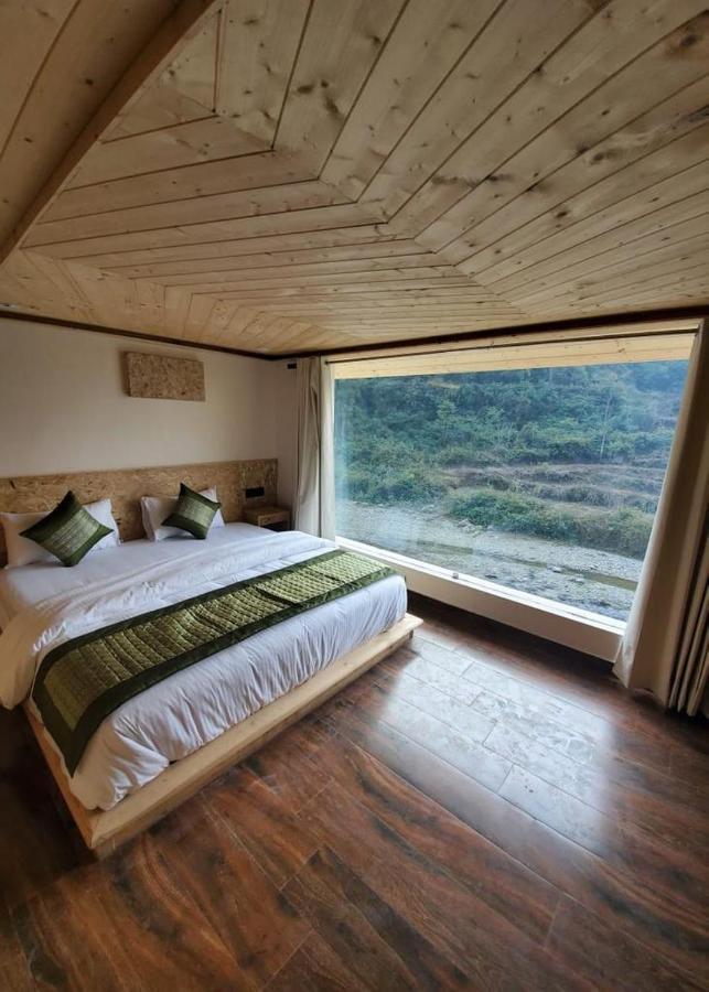 7 Hills Hotel And Resort ランズドーン エクステリア 写真