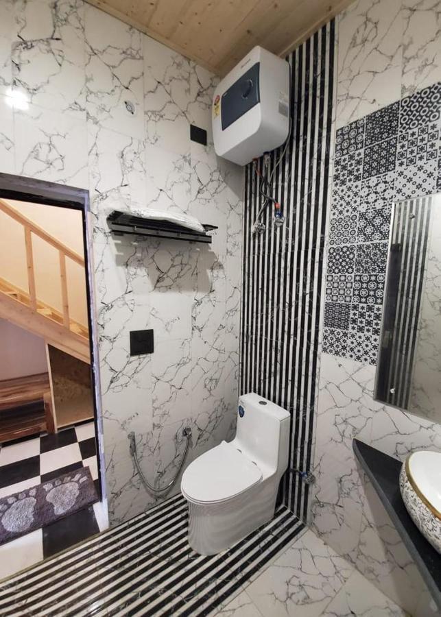 7 Hills Hotel And Resort ランズドーン エクステリア 写真
