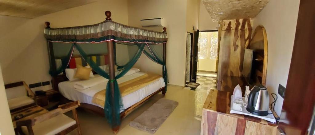 7 Hills Hotel And Resort ランズドーン エクステリア 写真