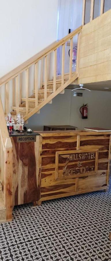 7 Hills Hotel And Resort ランズドーン エクステリア 写真